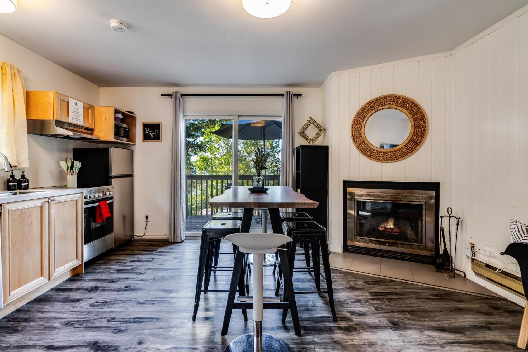 הוילה Dwight Muskoka Waterfront Retreat מראה חיצוני תמונה