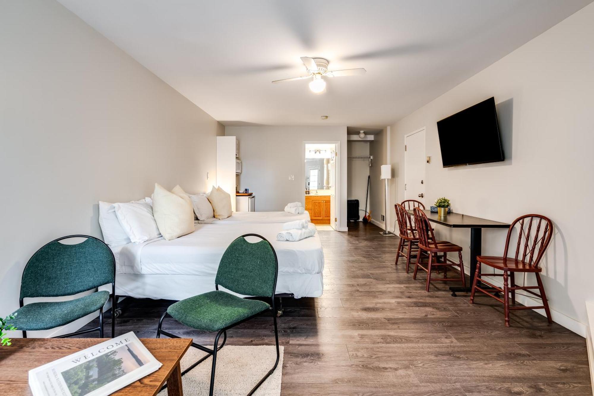 הוילה Dwight Muskoka Waterfront Retreat מראה חיצוני תמונה