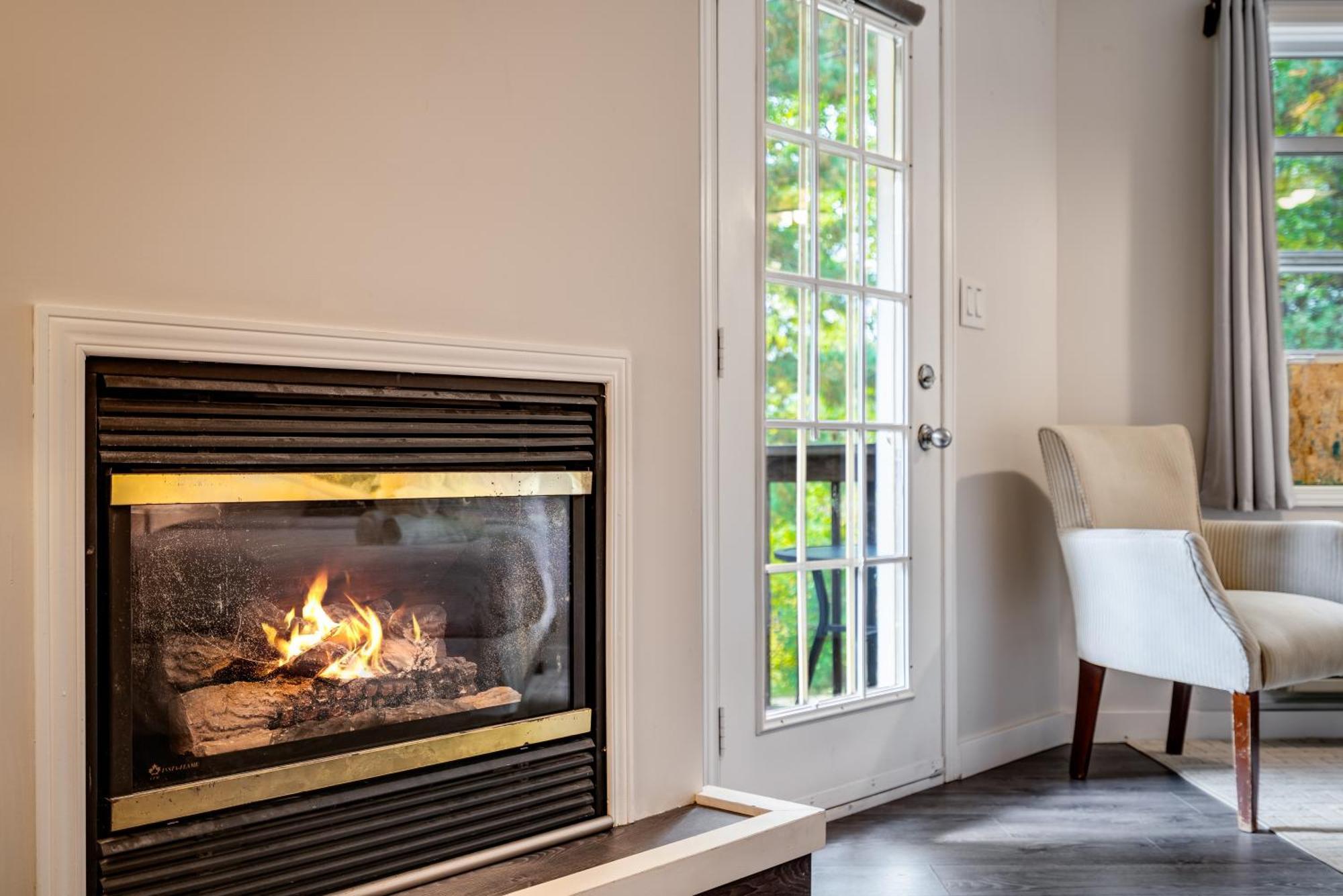 הוילה Dwight Muskoka Waterfront Retreat מראה חיצוני תמונה